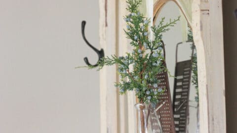 farmstyle bud vase on a ribbon