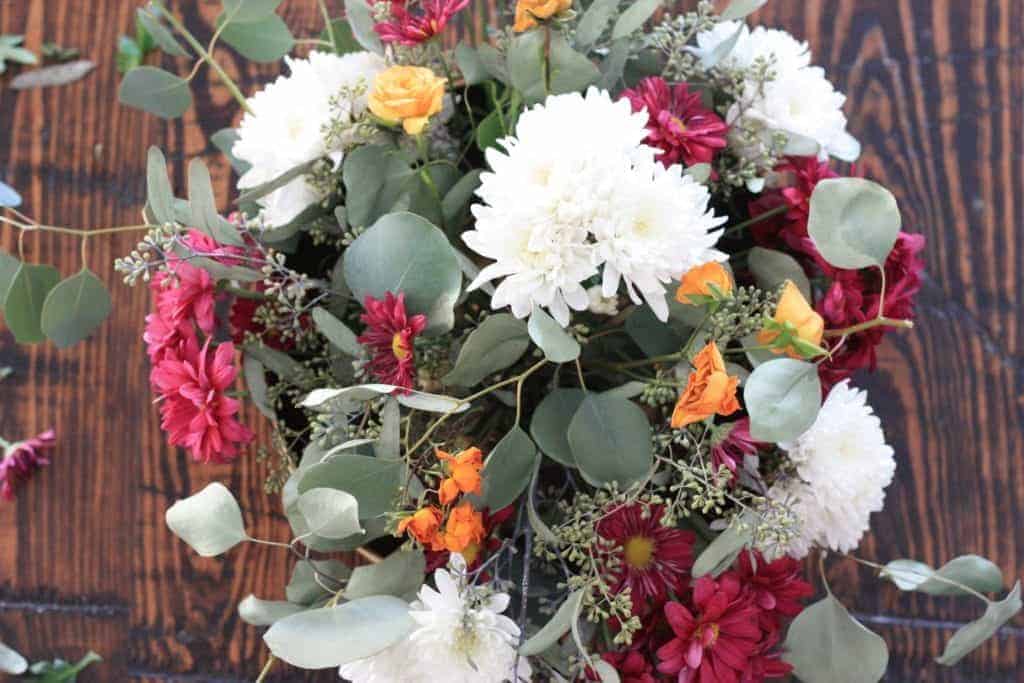 Learn how to make a beginner compote flower arrangement